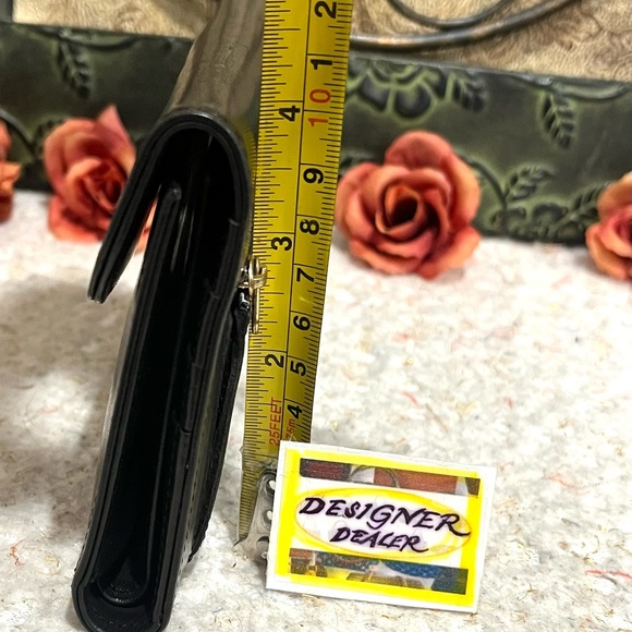 COACH Vintage Legacy Black Leather Trifold  Wallet Good Condition - Picture 12 of 12